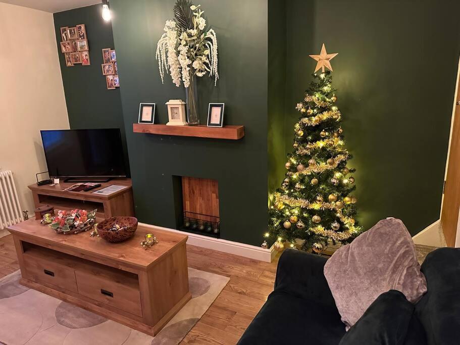 Quaint 1 Bedroom Cottage In Pudsey, Leeds 外观 照片