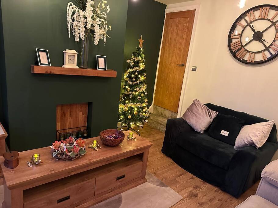 Quaint 1 Bedroom Cottage In Pudsey, Leeds 外观 照片
