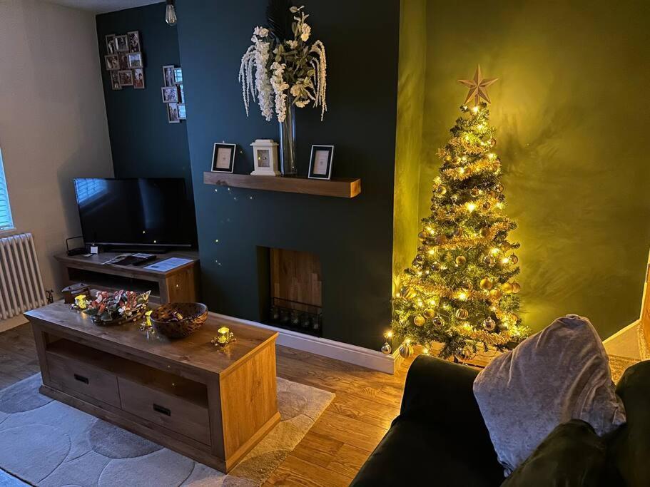 Quaint 1 Bedroom Cottage In Pudsey, Leeds 外观 照片